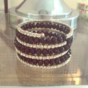 Black/clear rhinestone/beaded bracelet